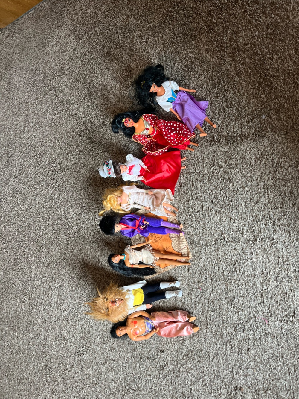 Vintage set of Disney Barbie’s -8